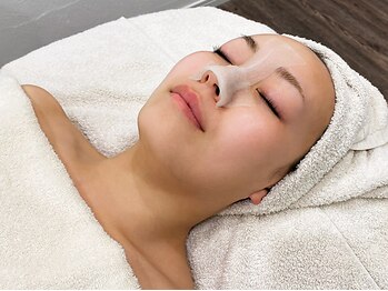 カレン/毛穴洗浄ハイドロフェイシャル