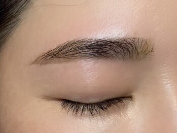 コム 草加マルイ店(com by neolive)/垢抜け必至！美眉Wax 担当佐藤