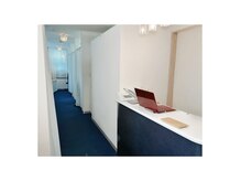 ドアを開けた瞬間から私のための時間。笑顔のスタッフがお出迎え♪