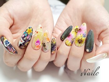 ネイロ(Nailo)の写真/アート力に自信あり♪じっくり丁寧な施術で完成度の高いデザインに！シンプルから個性派まで幅広く対応◎