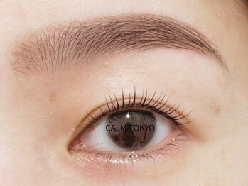 カルムトウキョウ 恵比寿本店(CALM TOKYO)の写真/半個室×まつげパーマ(まつ毛パーマ)とアイブロウで、自分を好きになる目元へ[恵比寿/代官山]