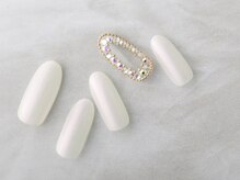 サンミーゴネイル 神戸店(Sunmego Nail)/キラキラ☆ホワイトネイル