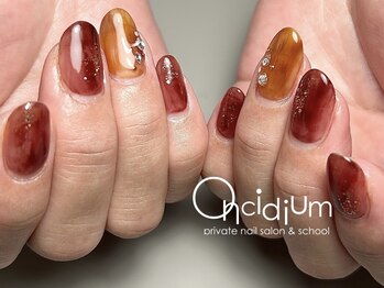 オンシジューム(Oncidium)/ニュアンスネイル