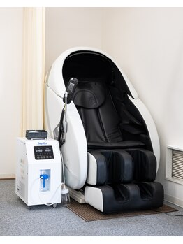 足つぼ飛行船 日比谷/マッサージチェア＆水素吸入器