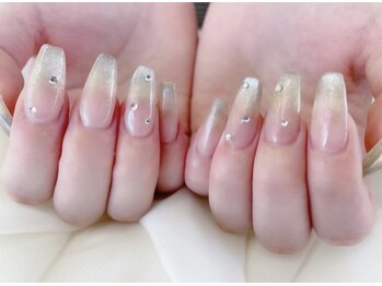 ツインズ ネイル(Twins Nail)の写真/普段使いからイベントまでピッタリな指先をご提案♪モチの良い綺麗な仕上がりですらりと美しい指先に☆