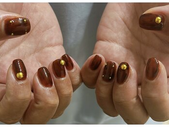 ワイエヌサロン(yn salon)/