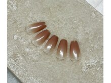 アイン(Ayn)/グラデーションデザイン