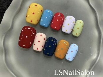 エルエスネイルサロン 柏店(LS Nail Salon)/組み合わせ自由　ドットネイル