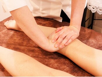 ラスター(Luster)/アロマリンパ・筋膜リリース