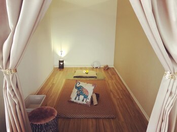 チャーンの森/タイ古式の部屋