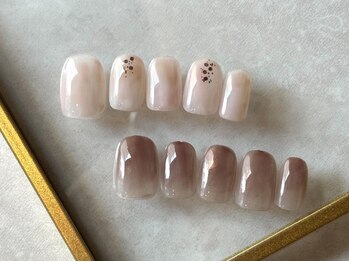 アメリアンドカシェット(Amelie&Cachette)/ニュアンスネイル