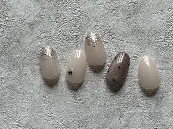 リノネイル(Lino Nail)/季節のトレンドコース