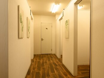 もみかる 相模原中央店/通路