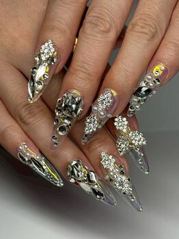 Silent/話さないネイルサロン【3/1 NEW OPEN（予定）】 /宝石級の輝きを指先に