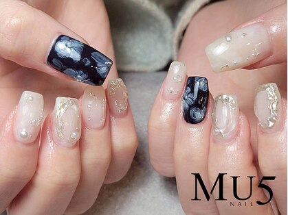 エムユーファイブネイル(MU5-nail)の写真
