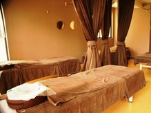 もみ～な 花小金井店/シックなトーンの店内