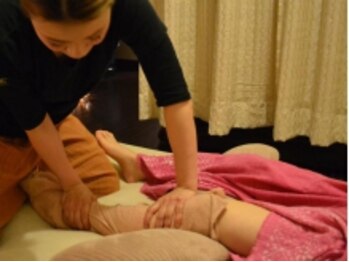 ビーラボ 千歳船橋駅前店/タイ古式マッサージ/脚