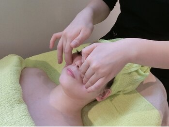 パリーアヴニール(PARIS AVENIR)/ハンドマッサージ