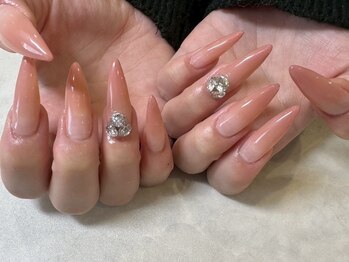 綾キラリネイル(Kirari Nail)