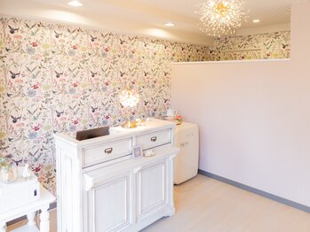 インディバ サロン ド ルル(INDIBA salon de Loulou)/女性らしい色調と優しい香り◎