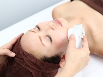 トータルビューティサロン エクスト(EXT)の写真/【美容皮膚科提携サロン】年齢と共に気になり始めたお肌のお悩みに◎多数メニューをご用意！