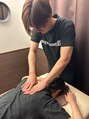 ボディリセットシックス 三鷹店(Body Reset 6) 【肩のマッサージ】 肩の周辺の筋肉を的確にもみほぐします。
