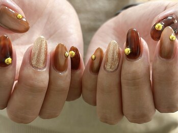 ワイエヌサロン(yn salon)/