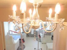 エクシアホワイトニング 札幌駅前店/落ち着いた雰囲気のサロン