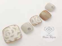 ブランビジュー(Blanc Bijou)/大人フットネイル