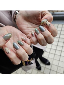 Mネイルアンドカフェ シェレステ/押し花ネイル