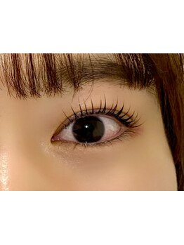 ナチュラル上品な目元にしたい