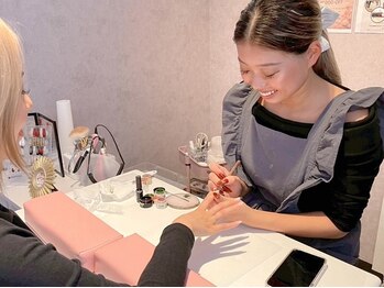 サラサ ビューティーサロン(SARASA)の写真/経験豊富なネイリスト在籍♪丁寧・スピード感あり!ネイルが初めての方もそうでない方も大歓迎◎