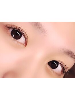 ナチュラル上品な目元にしたい