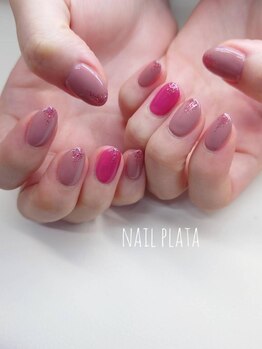 ネイルプラータ(Nail Plata)の写真/マンツーマンだからじっくり自分磨き★OLさんや主婦さんに高評の愛されネイルで上品な指先を演出♪