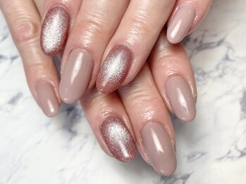 ヘアーアンドネイル ルシア(Hair&Nail Lucia)/マグネット+ワンカラーネイル！