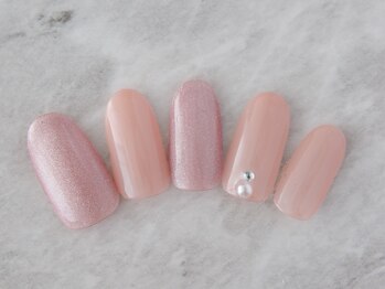 リノネイル(Lino Nail)の写真/松戸駅徒歩2分★大人可愛いが得意◎お仕事でOKなシンプル×繊細なデザインのオフィスネイルで美爪が叶う♪