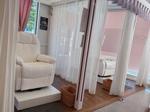 アイラッシュバーリー バイ ノブグループ(EYE LASH BARLEY by NOB GROUP)の雰囲気（心地の良いサロンをご提供！仕切りでプライベートも確保！）