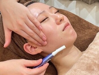 エステティック レイビス 川崎店(RAYVIS)の写真/【顔脱毛×フェイシャル】でトップクラスの効果/満足度をご提供☆毛穴も引き締まり色ムラ改善&化粧ノリUP♪