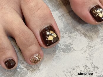 シンプリー 下北沢店(Simpliee)の写真/足元から華やかに！ハンドネイルが出来ない方にも◎ふとした時に見えるフットネイルで気分UP♪
