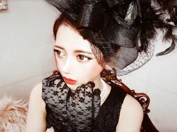 ラズル ダズル(RAZZLE DAZZLE)/目元から女性らしく♪♪