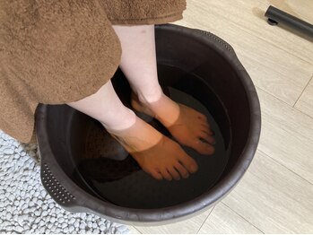 アンドナナ(&NANA..)の写真/【リピーター様１番人気！】フットオイルリンパ50分 4500円★足のオイルリンパが得意◎