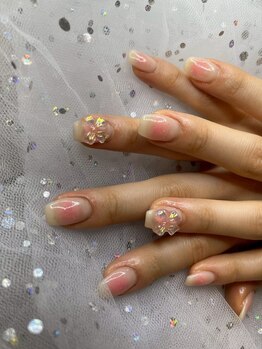 立体リボンのうるちゅるネイル