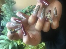 アンジェリークの雰囲気（長さ出し/スカルプ/ストーン/パーツつけ放題¥19800→¥18000⇒）