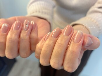 シンプル上品ネイル