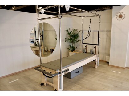 ラ ピラティス 上本町店(La pilates)の写真