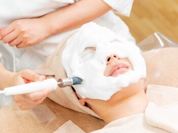 SALON de A&I【4/28 NEW OPEN（予定）】の写真/本物志向の貴方へオススメのエイジングケア専門サロン＊毛穴の目立たない、陶器のような滑らか肌へ導きます