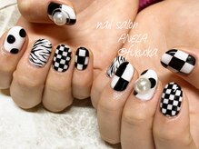 アネラ(ANELA)/モノクロネイル