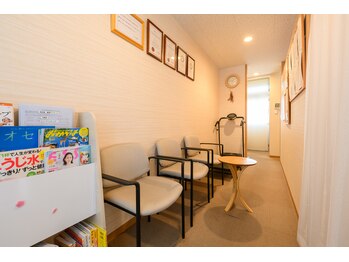 さくらもと整骨院/待合室