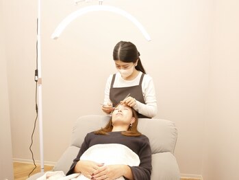 ティグレ(Tigre)の写真/【エクステ60本☆¥4500】自まつ毛が伸びた様な自然な仕上がりが魅力☆低刺激グル-でモチの良さに自信あり！