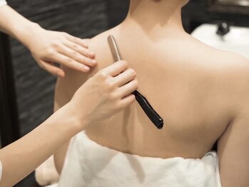 ヒロギンザ ヘアサロン 神田店(HIRO GINZA HAIR SALON)/【背中】